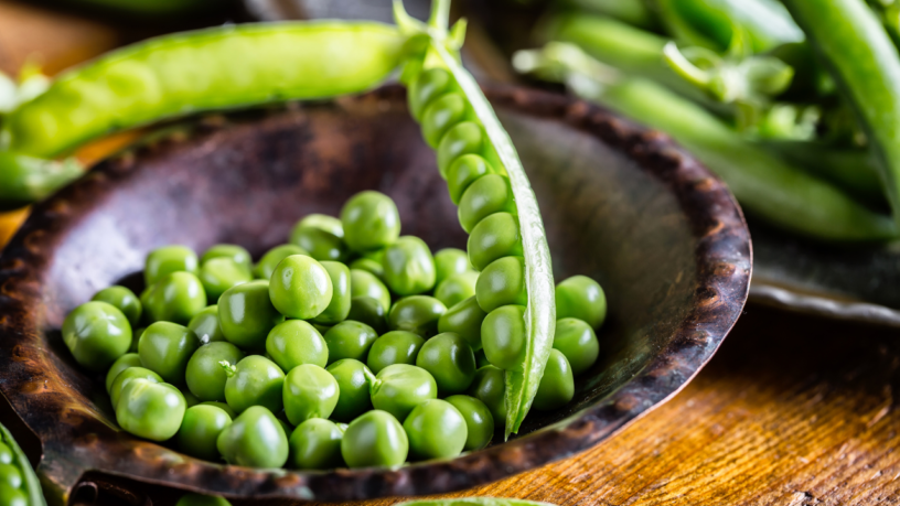 peas benefits, green peas nutrition, plant-based protein sources, peas for menopause, anti-inflammatory vegetables, low glycemic foods, pea recipes, frozen vs fresh peas, snap peas benefits, how to cook peas