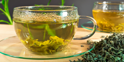 best green tea lemon ratio, does lemon increase EGCG, green tea before or after meal, cold brew green tea benefits, green tea lemon for bloating, how to make green tea less bitter, green tea and liver detox, vitamin C in green tea, green tea vs coffee energy, best time to drink green tea for weight loss,